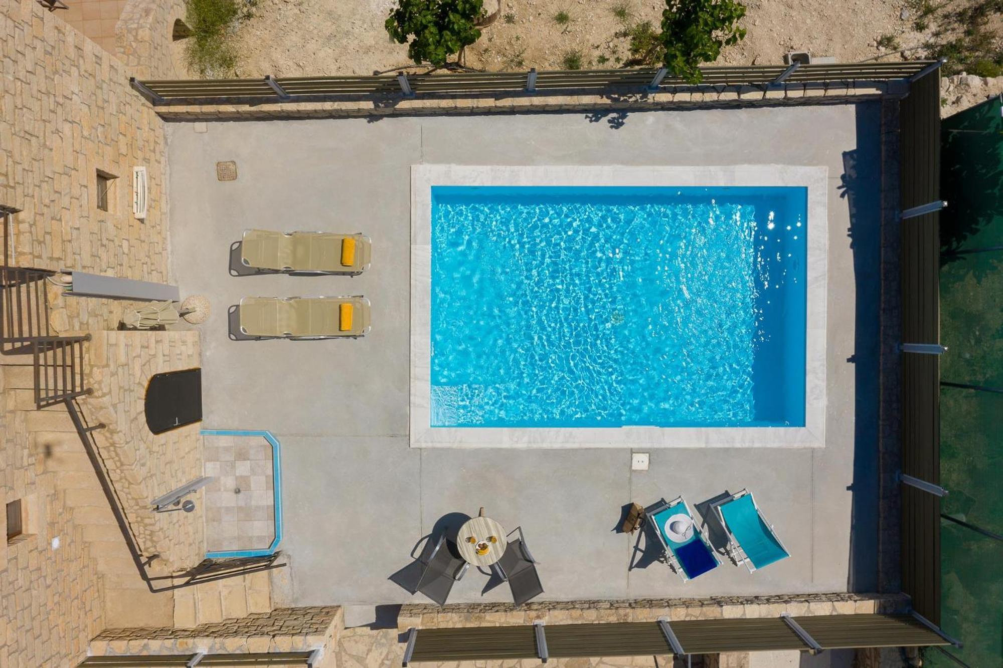 Orelia Cretan Deluxe Apartments Камиларион Экстерьер фото